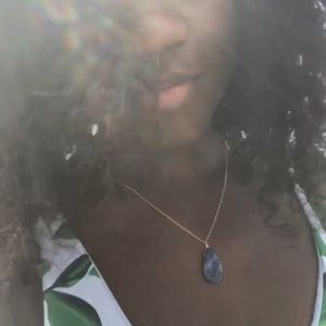 Meet your Posher, Victoria